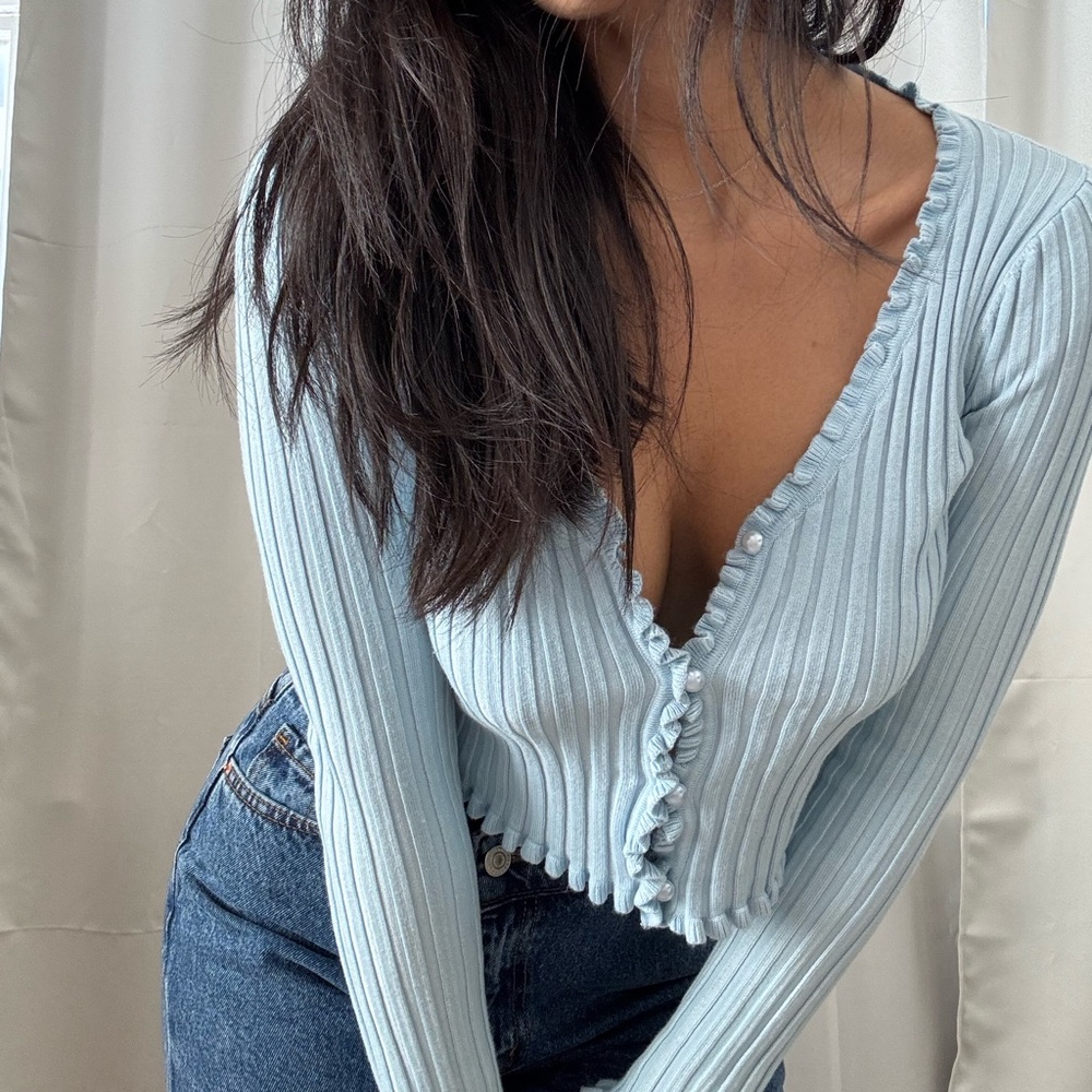 Baby Blue Ribbed Button-Up Crop Top – Y2K / Soft Girl Aesthetic - Princess Polly